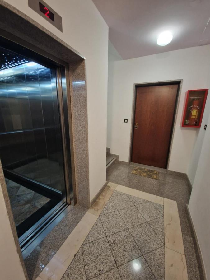 Apartment Split Karoglan 外观 照片